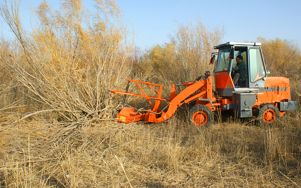 標(biāo)題：9GZ系列自走式灌木平茬收割機(jī)
瀏覽次數(shù)：83
發(fā)表時(shí)間：2023-12-12